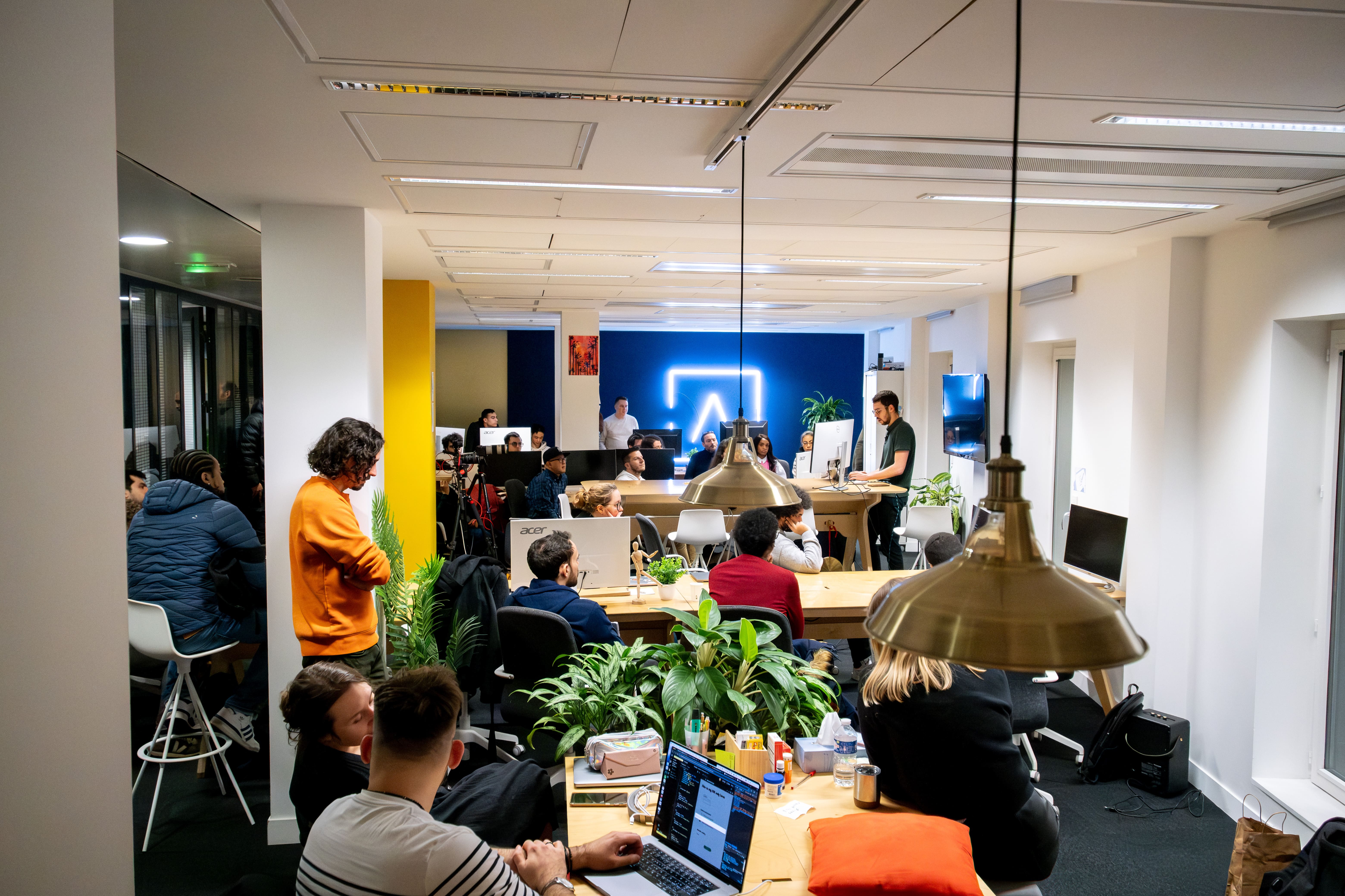 The audience at VueJS Paris during my talk.