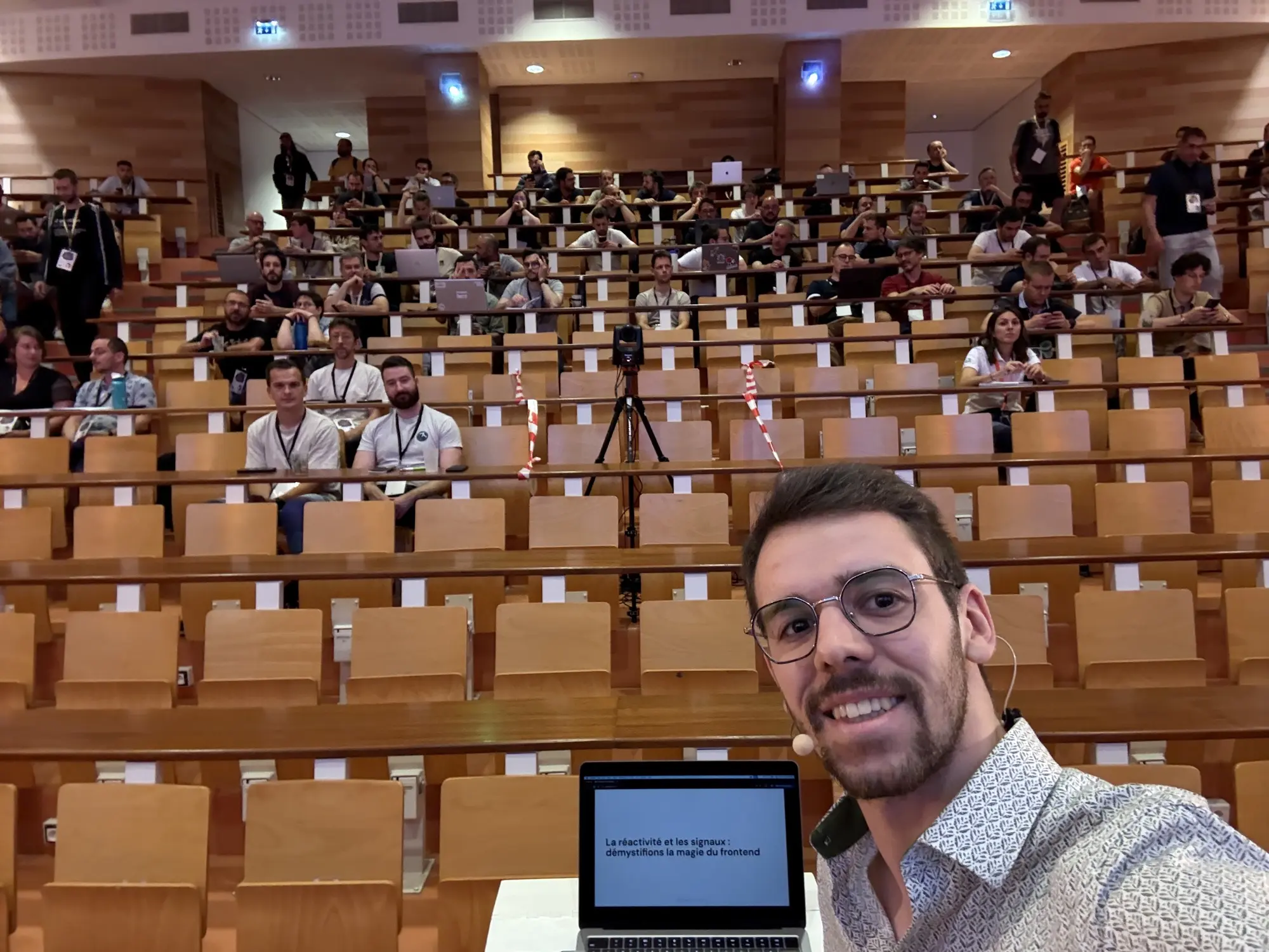 Esteban Soubiran presenting at BreizhCamp 2025.