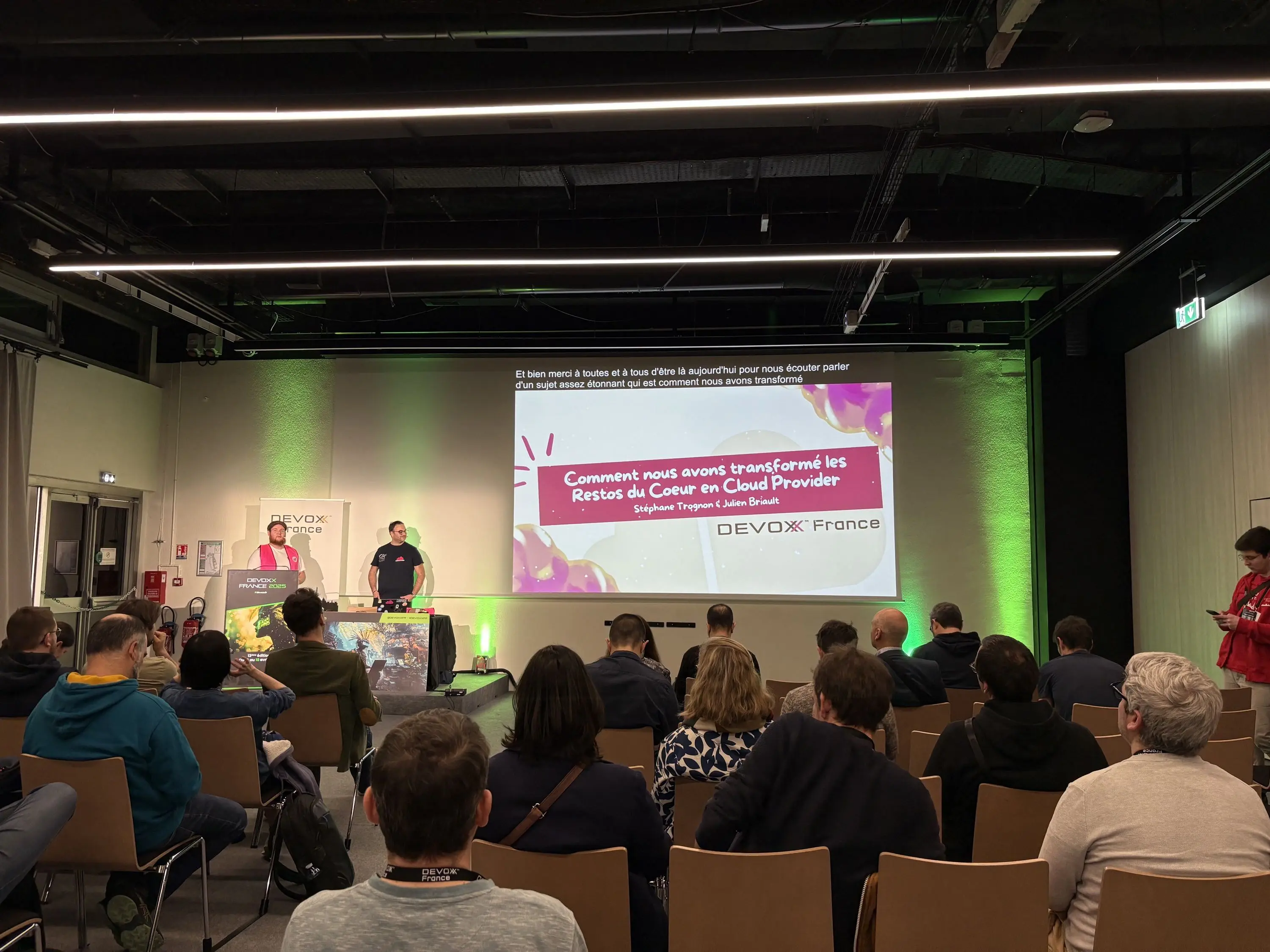 Photo of Julien Briault and Stéphane Trognon during their talk.