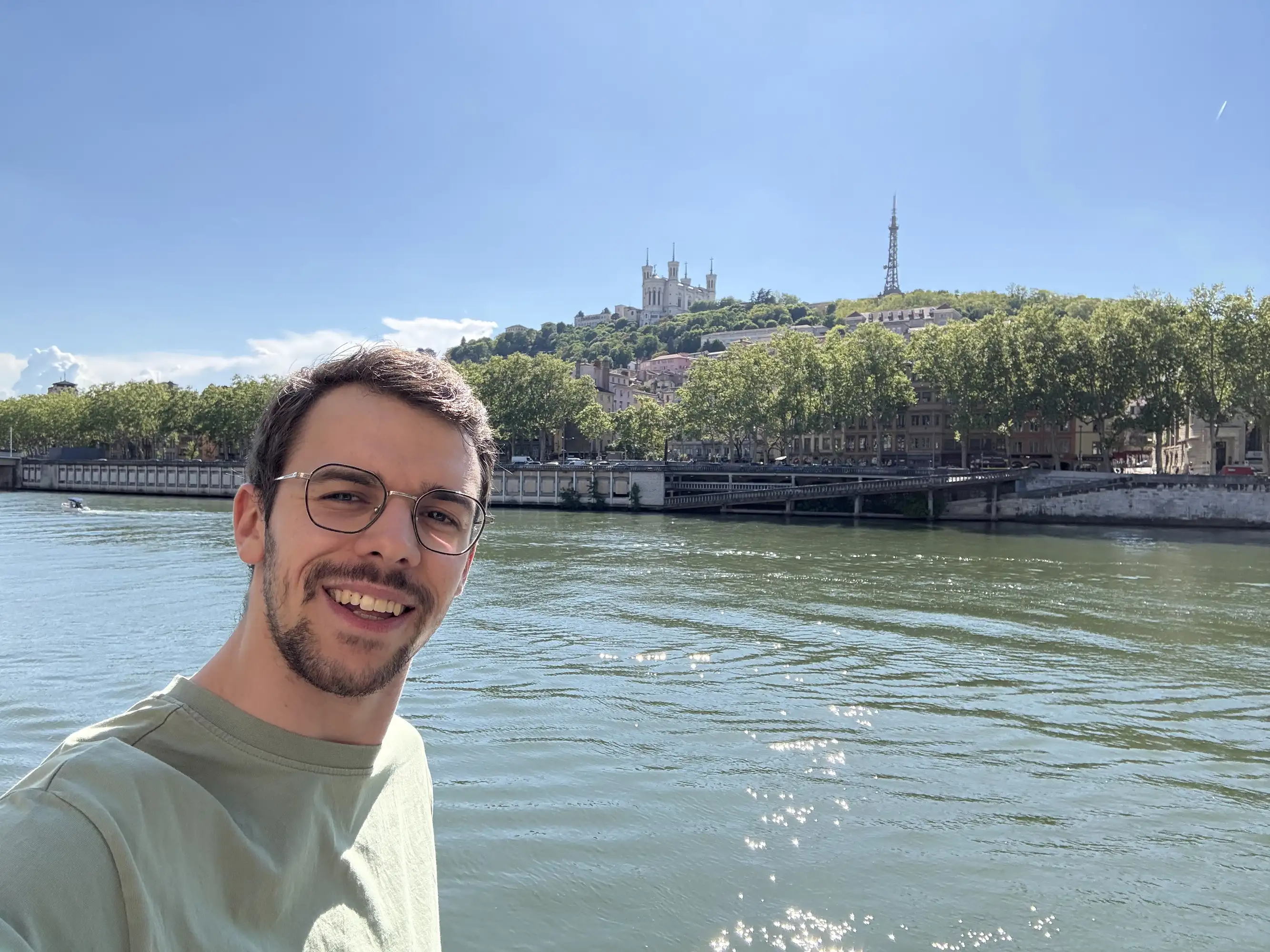 Me in front of the Parc des Hauteurs in Lyon.
